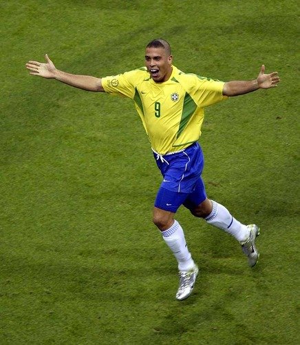 依靠精准的 依靠精准的