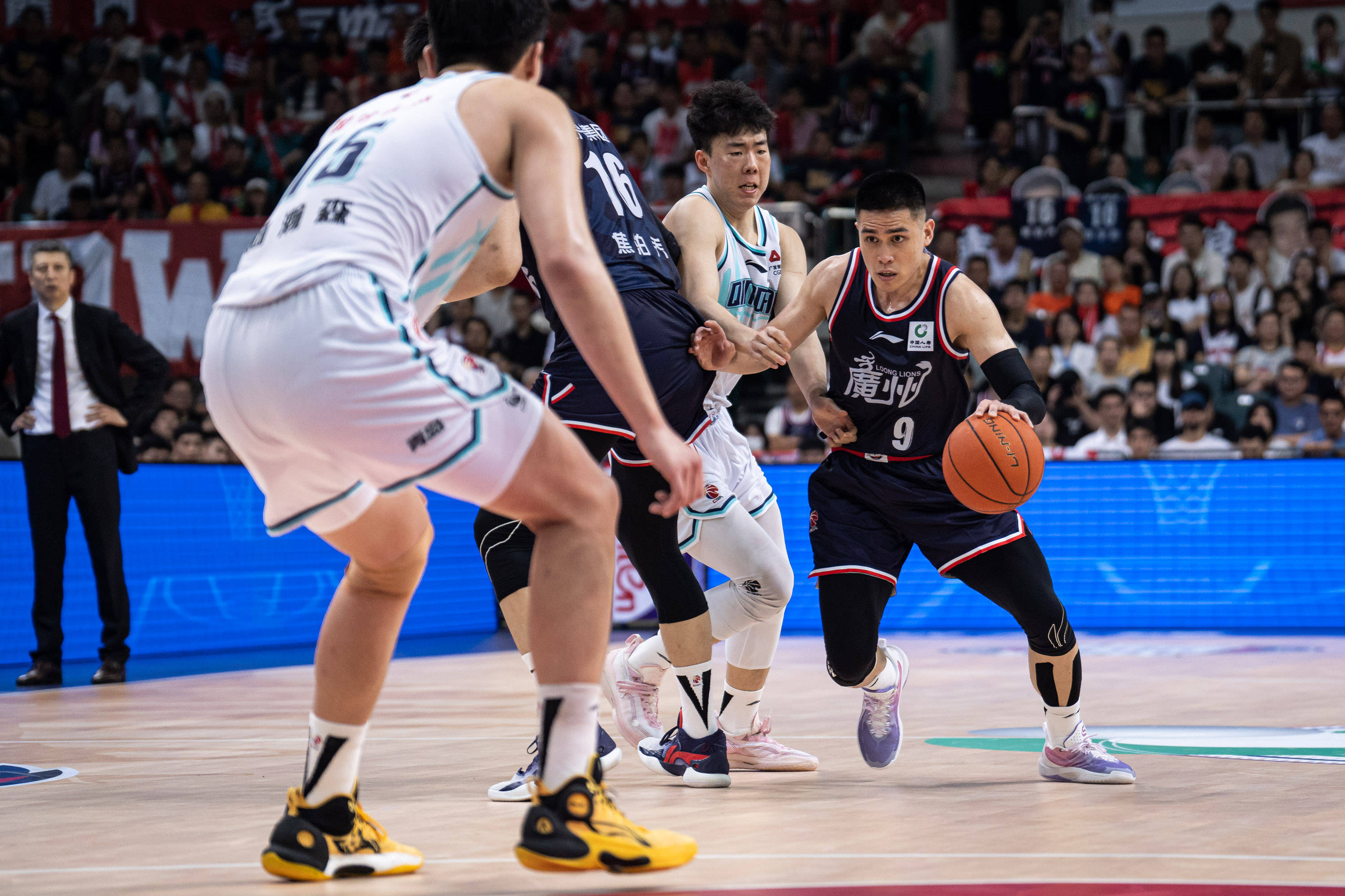 中超夏窗的 中超夏窗的