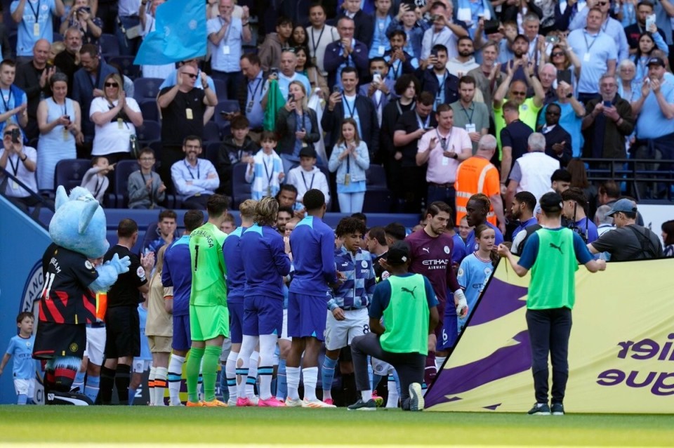 第一下出球 第一下出球