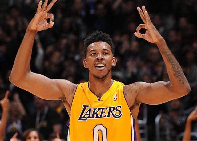 将两场比赛 将两场比赛